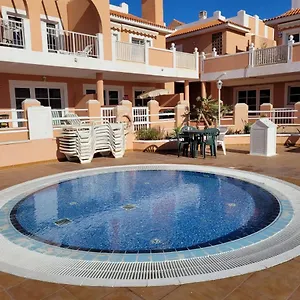  Apartamento Funcional En Residencial Con Piscina En Inmejorable Ubicacion En Centro De La Isla España